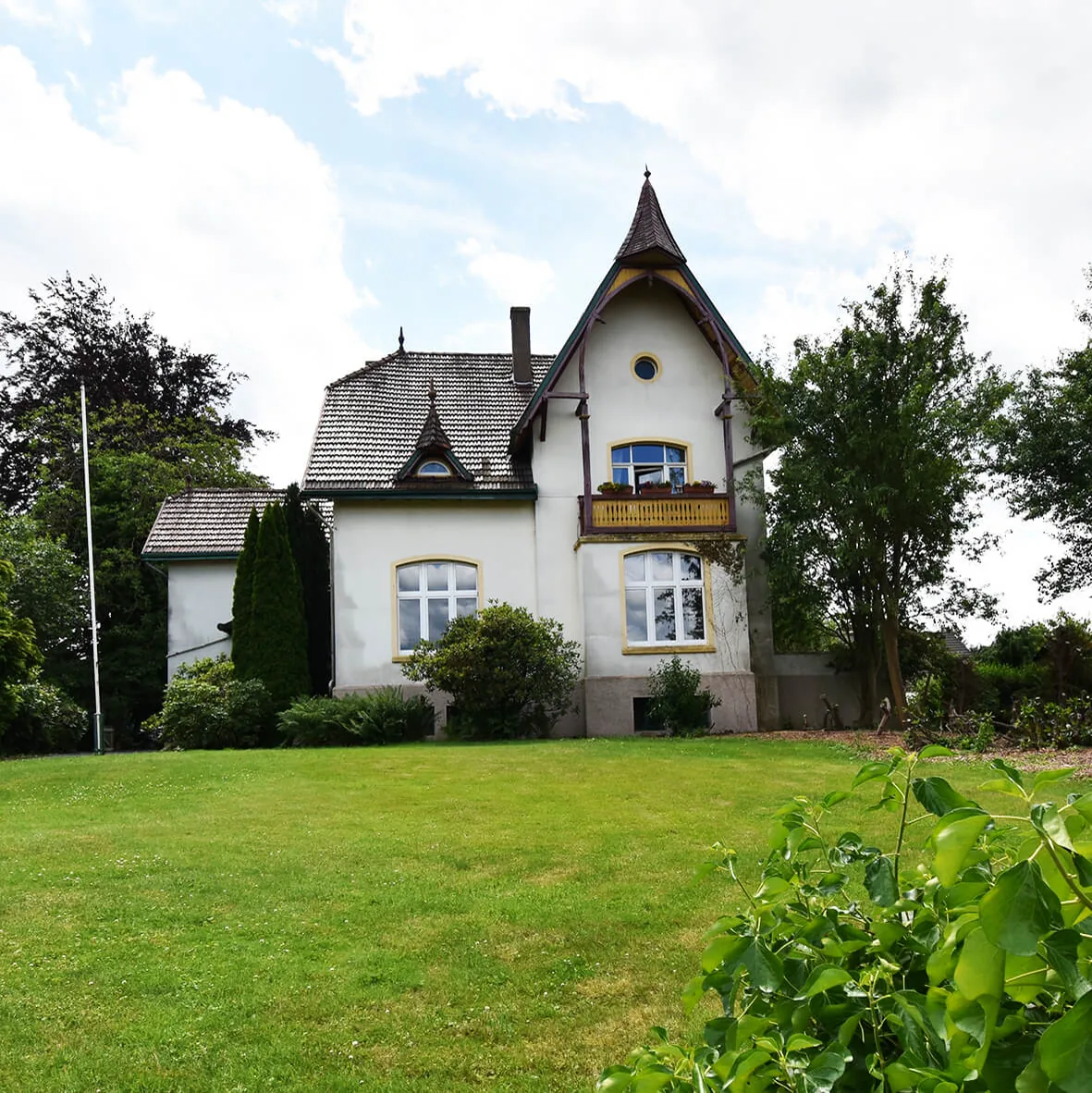 Haus in Burscheid kaufen – Ihr Weg zum Eigenheim im Herzen des Bergischen Landes